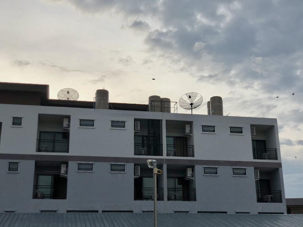 Well Timed Hotel Krabi town Exterior foto
